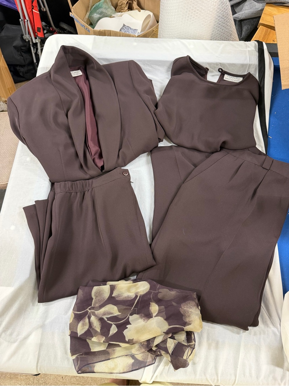 Ingenuity 4 piece brown business suit with decor scarf